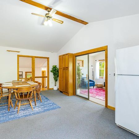 River Access Cabin With Hot Tub, Fire Pit, & Wifi! Morton Grove Екстериор снимка