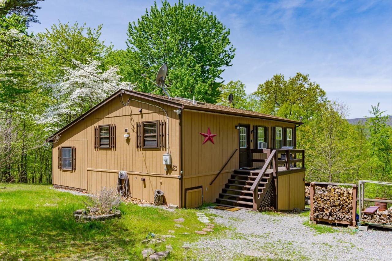 River Access Cabin With Hot Tub, Fire Pit, & Wifi! Morton Grove Екстериор снимка